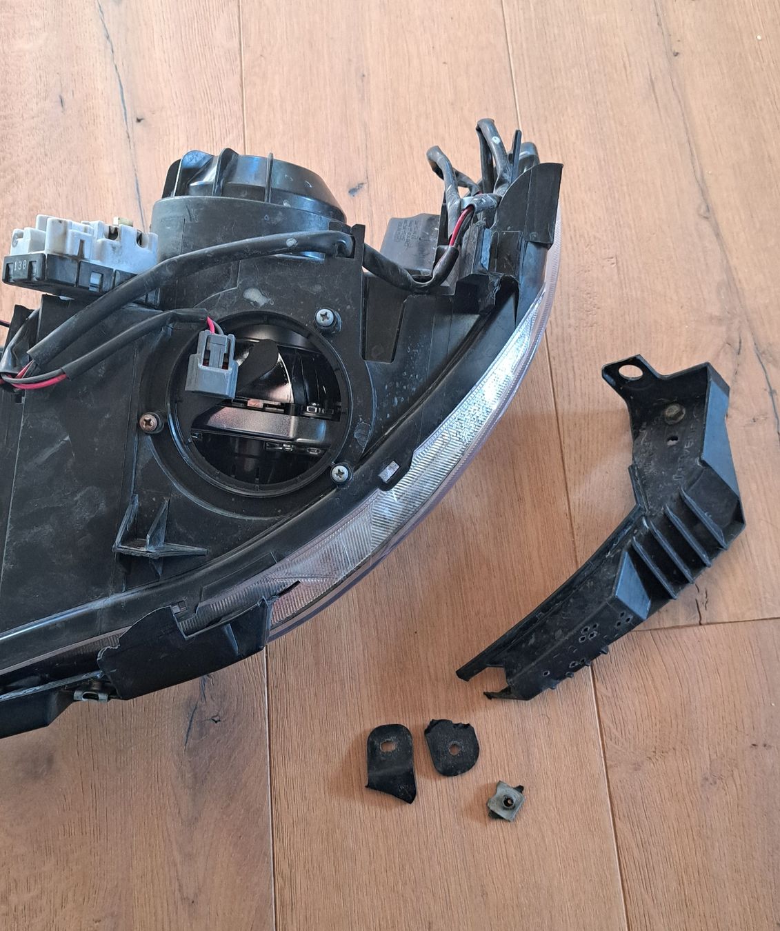 Fari: Scheinwerfer R Xenon - Subaru WRX – Usato da St. Antoni venduto da Andy85 2
