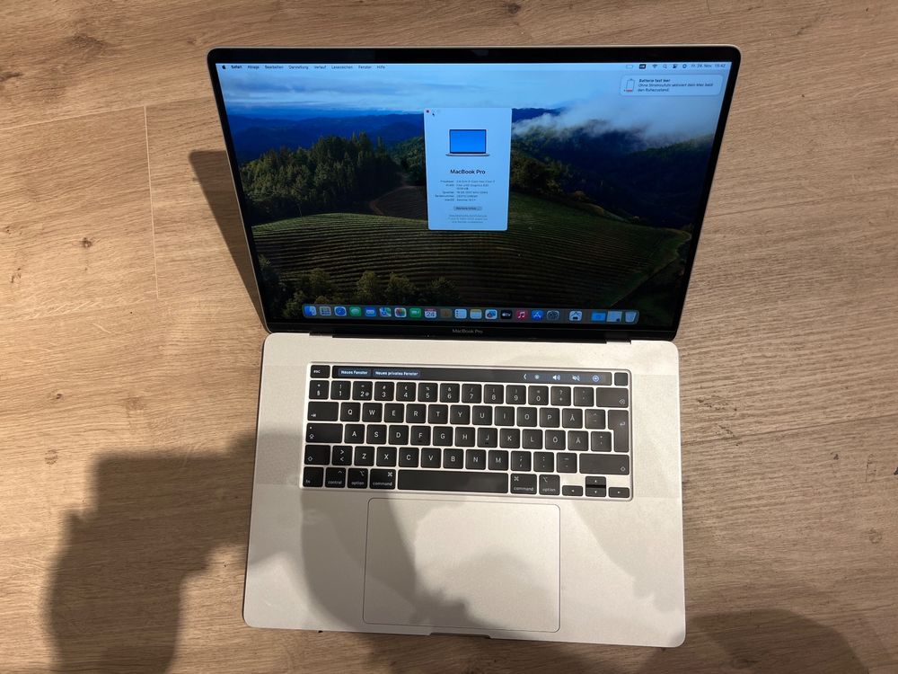 MacBook Pro 16 Zoll Silber Neu gem ss Beschreibung In Siebnen F r 