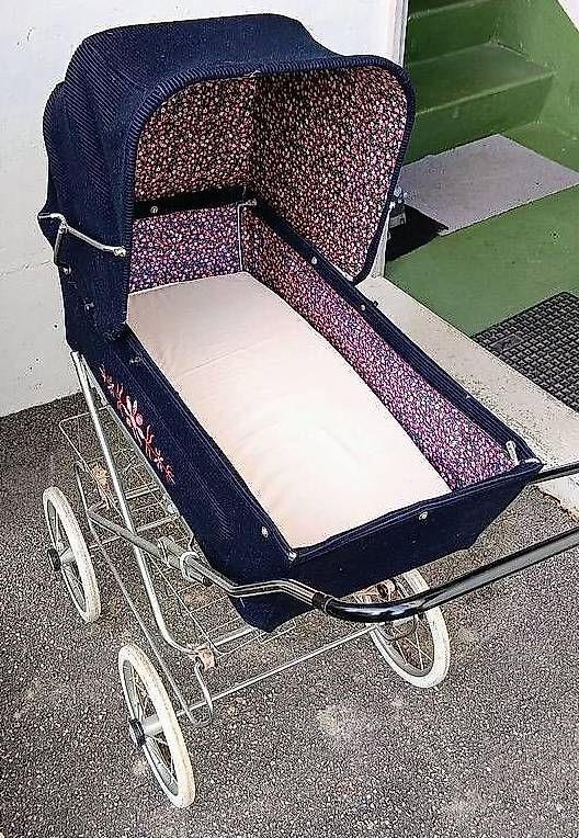 Puppenwagen: Puppenwagen – Gebraucht aus Uetendorf von kel_5hsq 1