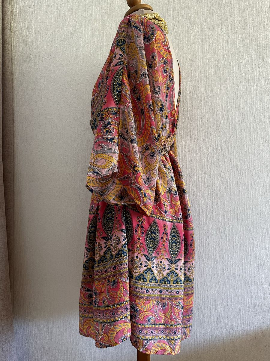 Boohoo Kleider: Robe imprimée Boho Style rose taille unique 70% soie – Gebraucht aus Châtelaine von Alexandra.jankowski 3
