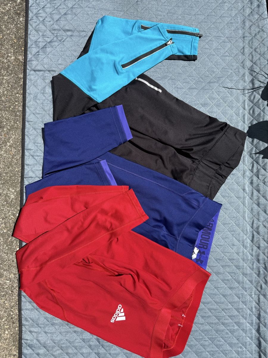 Leggings: Sport Tights lang – Usato da Basel venduto da ali_r7s7