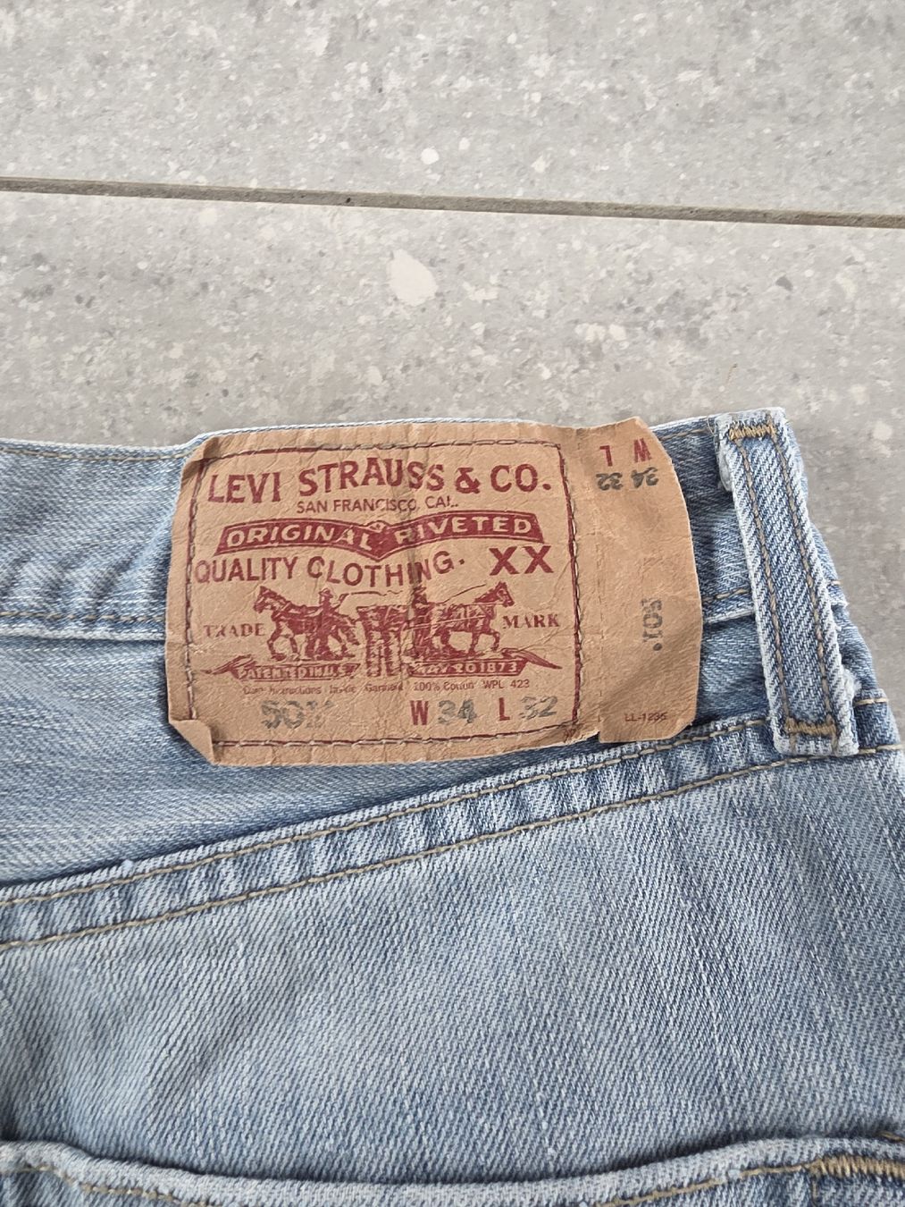 Levi's Jeans: Jeans Levi's 501 in hellblau – Gebraucht aus Hausen AG von Monchhichi01 2