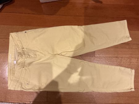 Leichte Sommerhose, Grösse 36, wenig getragen, gelb