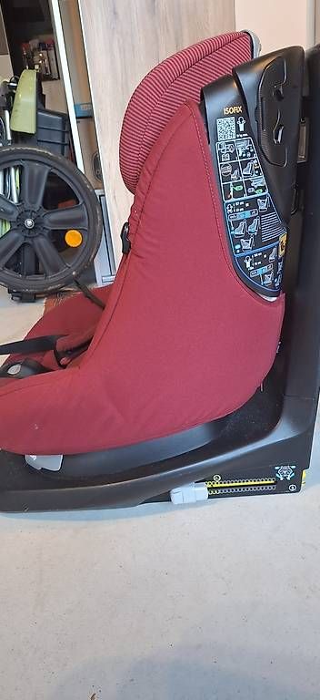 Seggiolini per auto: Maxi Cosi Isofix – Usato da Ludiano venduto da Danielsan 2