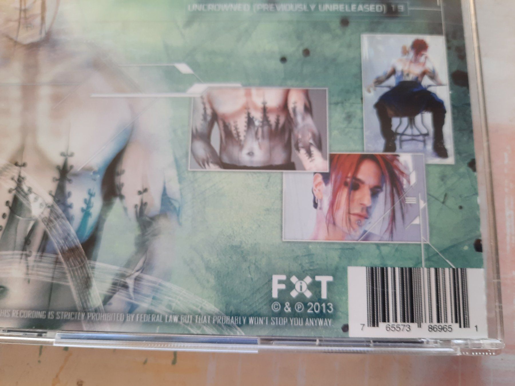 CDs: CD CellDweller- 10th Anniversary Edition – Gebraucht aus Pully von bro_n52j 3