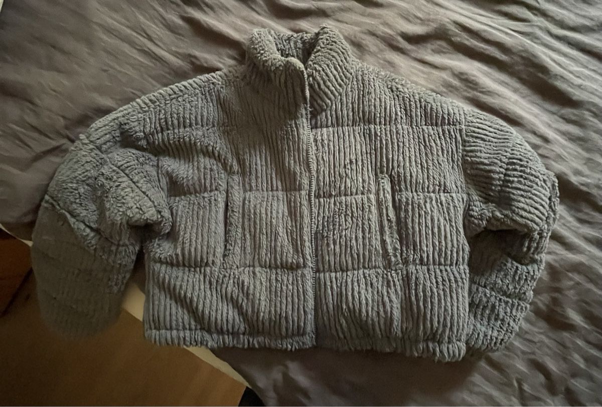 Giacche & Cappotti: Kuschelige Teddy-PufferJacke Gr. S/P – Usato da Glattfelden venduto da hel_8tb6