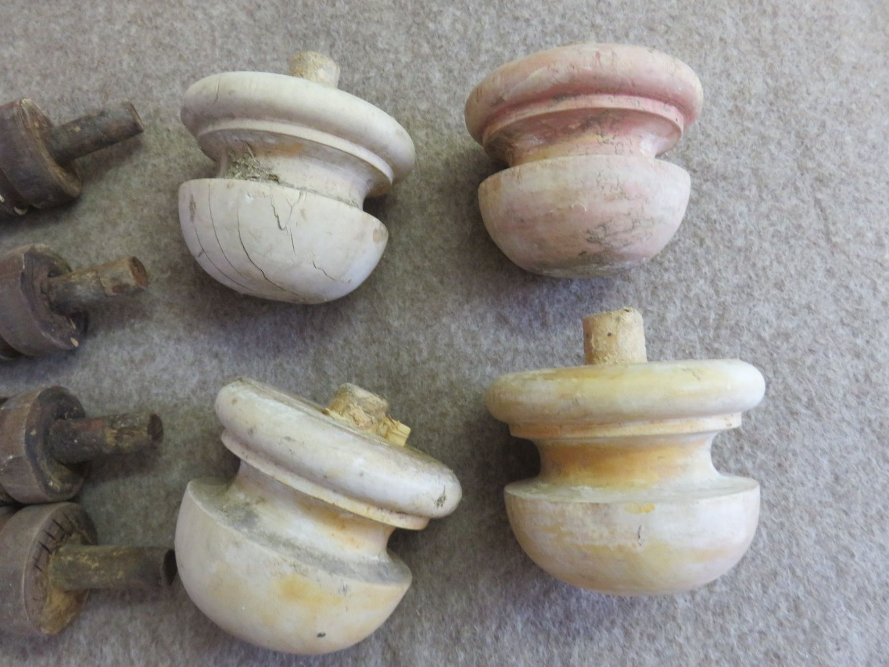 Altri mobili d'antiquariato: antike Möbelfüsse – Usato da Ruswil venduto da Mfladibus 5