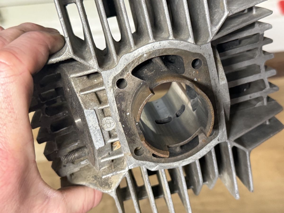 Sonstige Elektronik: Puch Supermaxi KAT Zylinder – Defekt aus Bolken von si.x.las 4