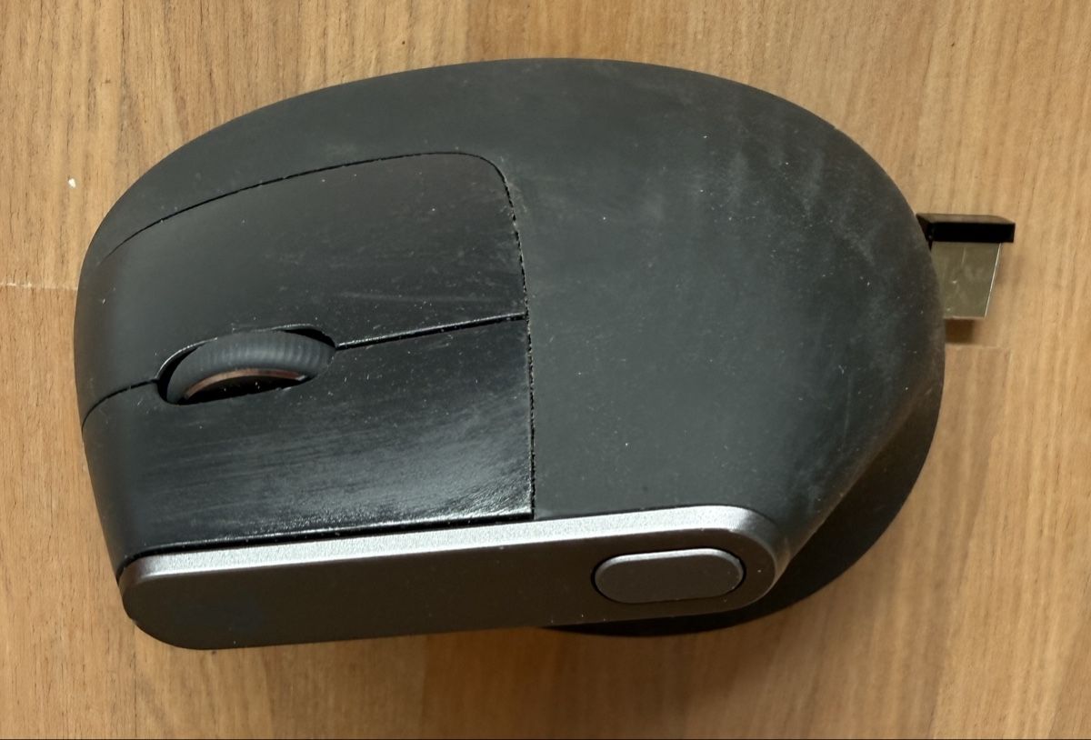 Logitech Mouse: Logitech Mouse Vertical MX – Usato da Wiesendangen venduto da Churfirst 2