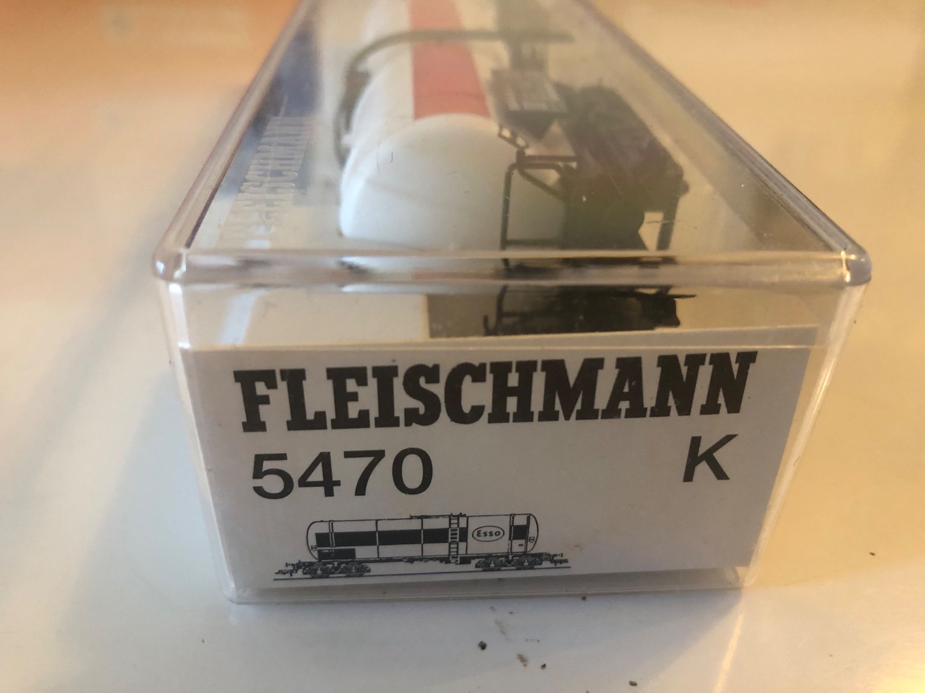 Fleischmann Modellini di ferrovie: Fleischmann 5470 Esso NEU – Nuovo e nell'imballaggio originale da Ostermundigen venduto da Garmin03