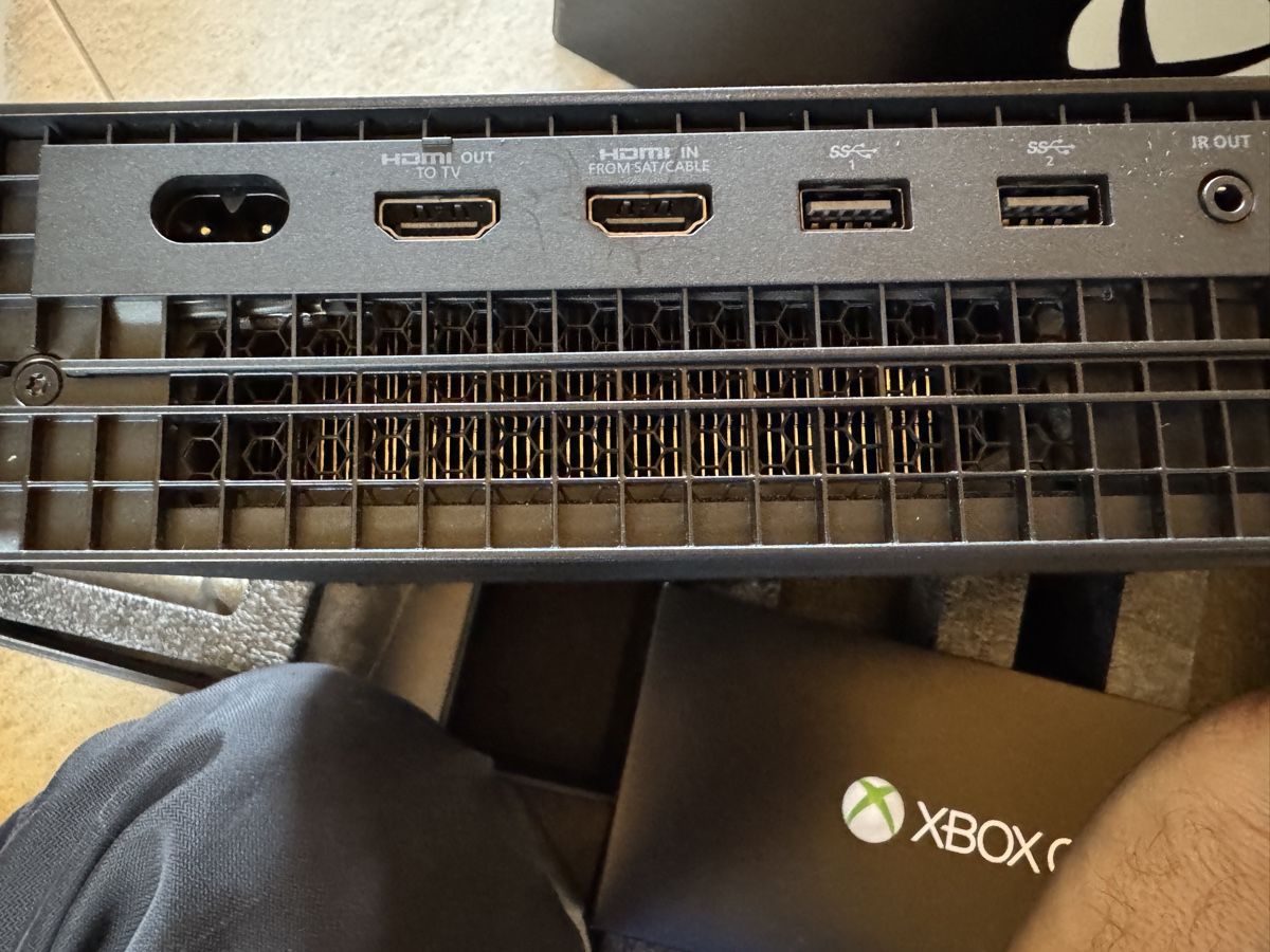 Microsoft Console: Xbox one x projet scorpion – Usato da Fully venduto da rafwe 4