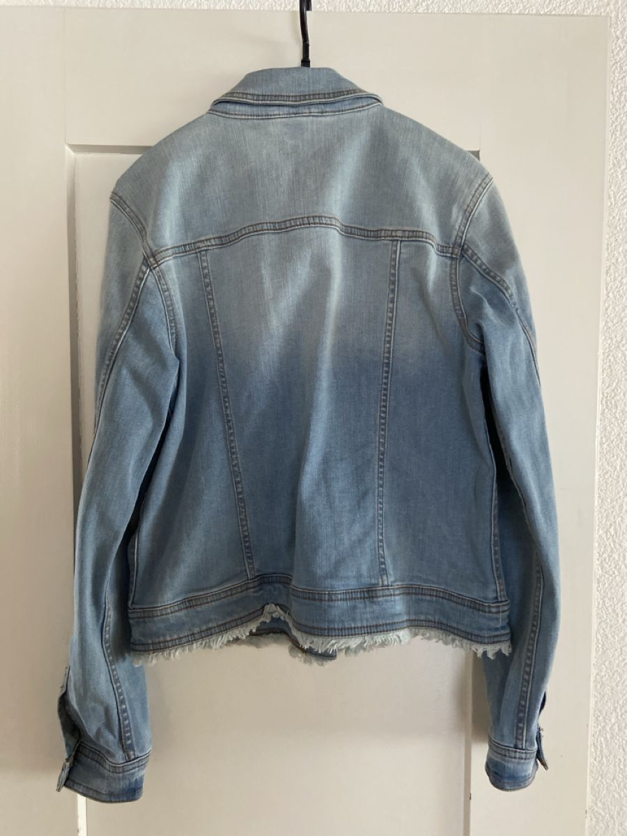Jacken: Jeans Jacke Grösse 38 – Gebraucht aus Unterentfelden von Lavach 2