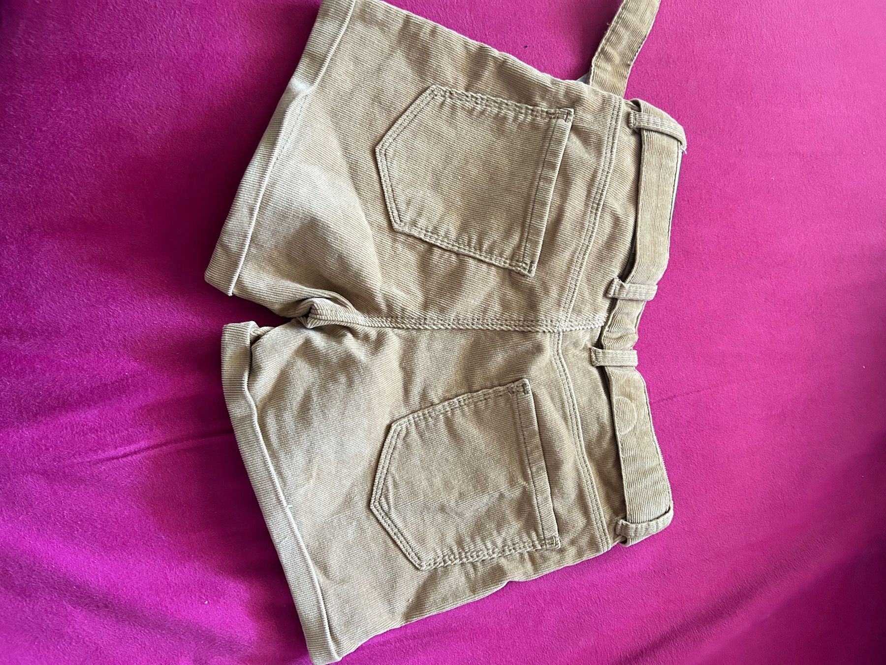 Zara Pantaloni: Herbst Shorts aus Samt – Nuovo e nell'imballaggio originale da Herrliberg venduto da Mena013 2