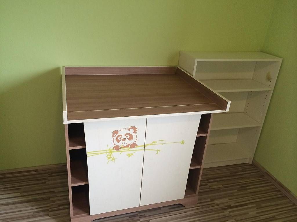 Betten: Chambre bébé avec motif panda – Gebraucht aus Eclagnens von apny 1