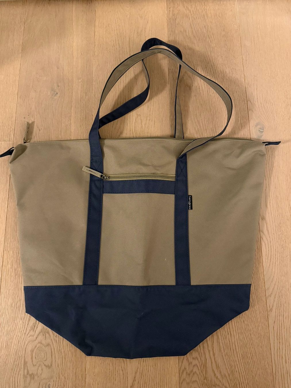 Samsonite Borse: Samsonite Tote Bag - Navy/Mud – Nuovo (secondo la descrizione) da Hombrechtikon venduto da bettersurfer