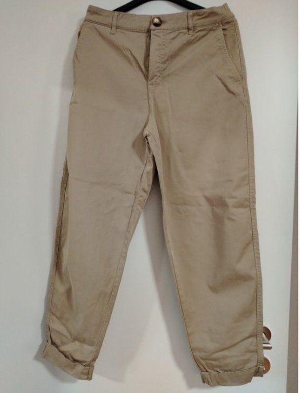 Zara Pantaloni: Hose von Zara – Usato da Winterthur venduto da rsi_mcg9