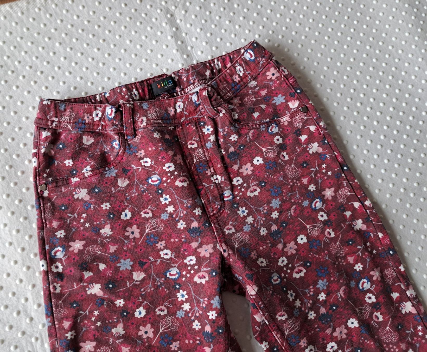 Tchibo Hosen: Mädchen Hose Gr. 146/152 Blumenmuster Leggings – Gebraucht aus Gysenstein von joshuas81 1