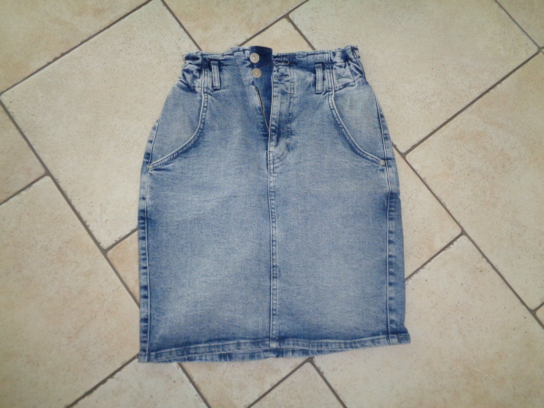 Only Röcke: Jeansrock  Only  Grösse S – Gebraucht aus Kreuzlingen von Robi-2003