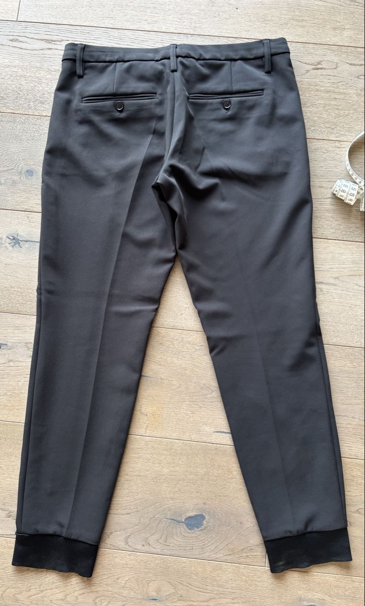Cinque Pantaloni: Hose von Cinque, schwarz, Gr. 38, neu – Nuovo (secondo la descrizione) da Liestal venduto da userin1000 3