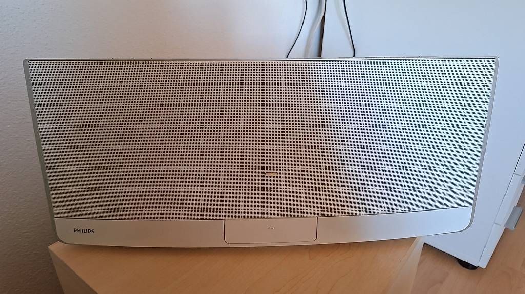 Dockingstation: Philips iPhone Dockingstation  – Gebraucht aus Ilanz von sari_casa
