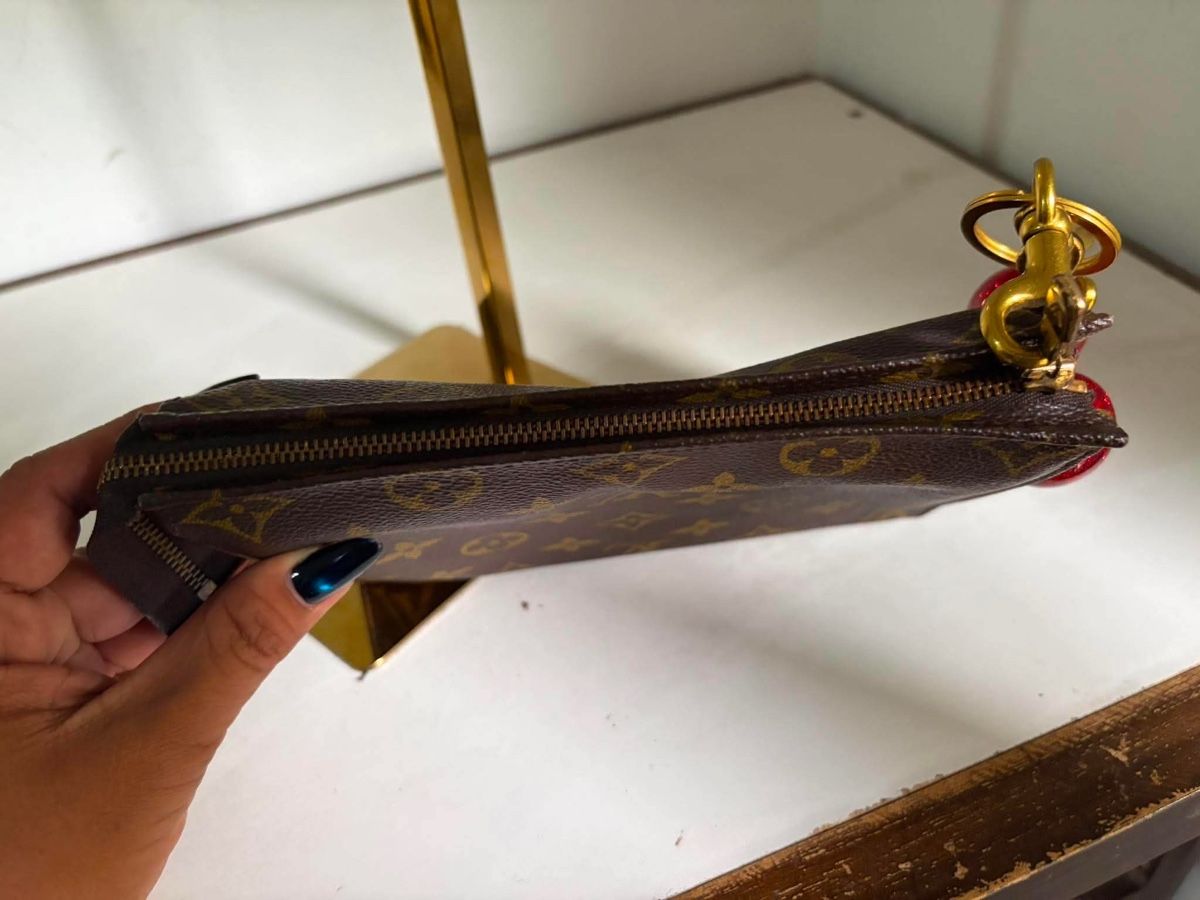 Louis Vuitton Taschen: Louis Vuitton Toiletry Pouch 19 cm – Gebraucht aus Widnau von Pukpan_99 4