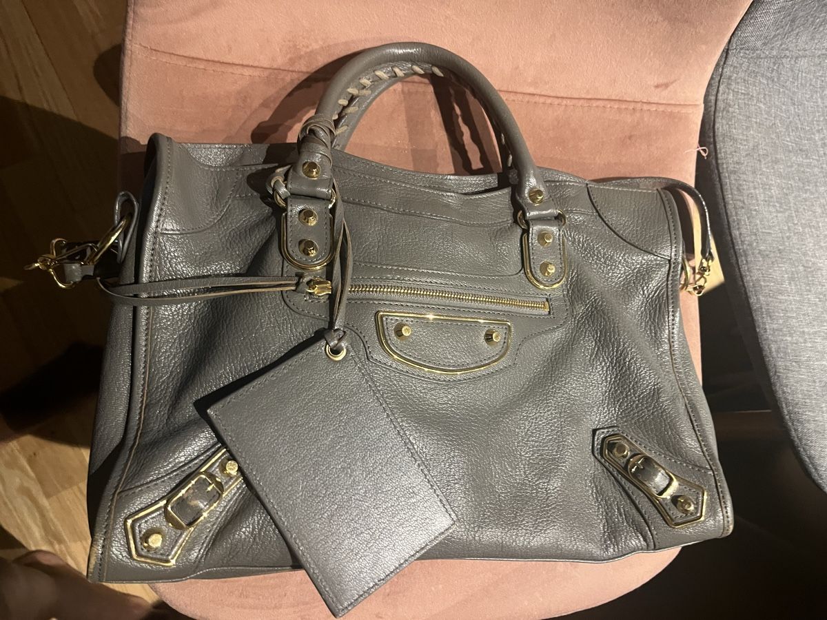 Balenciaga Borse da donna: Balenciaga City Bag – Usato da Ebikon venduto da loy_wjg6