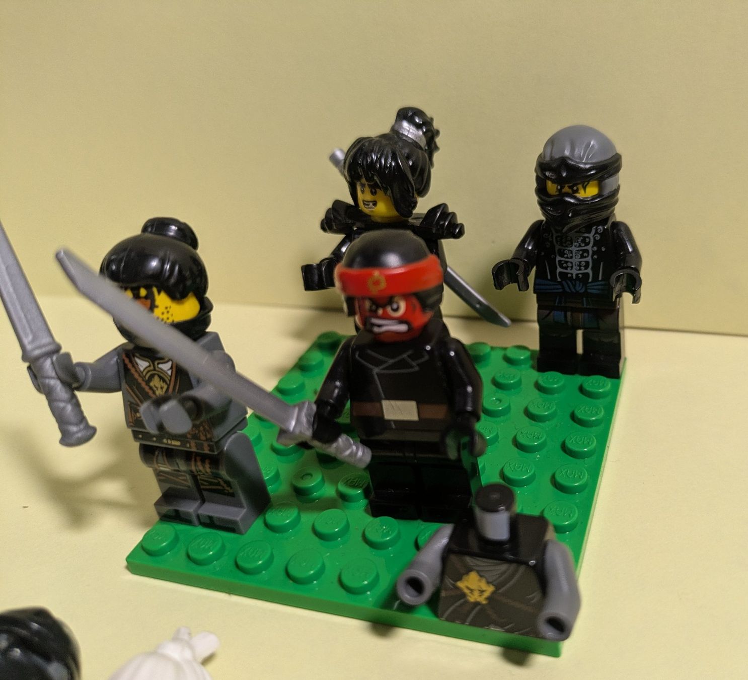 Lego Giocattoli: LEGO Ninjago Figuren Set – Usato da Bubikon venduto da el-ectronico 2