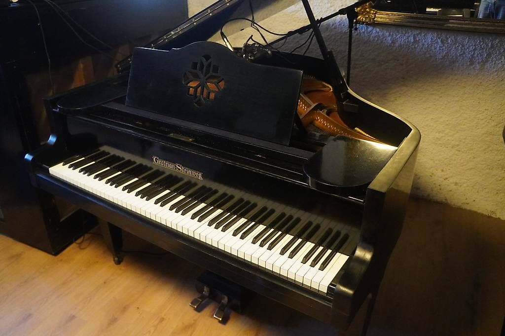 Strumenti musicali: Flügel Grotrian Steinweg 140 – Usato da Küttigen venduto da PianoSarbach 2
