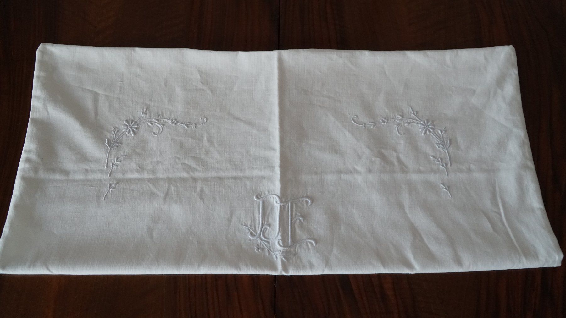 Biancheria da letto: Kissen Bezug Monogramm  DE – Usato da Bern venduto da Antikbatik