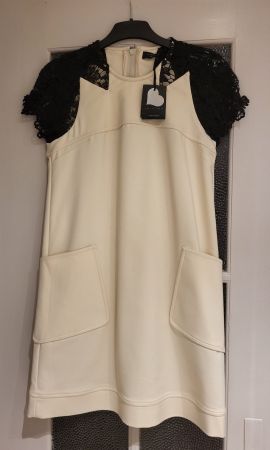 Twin - Set Kleid Creme Spitze Gr. S Neu