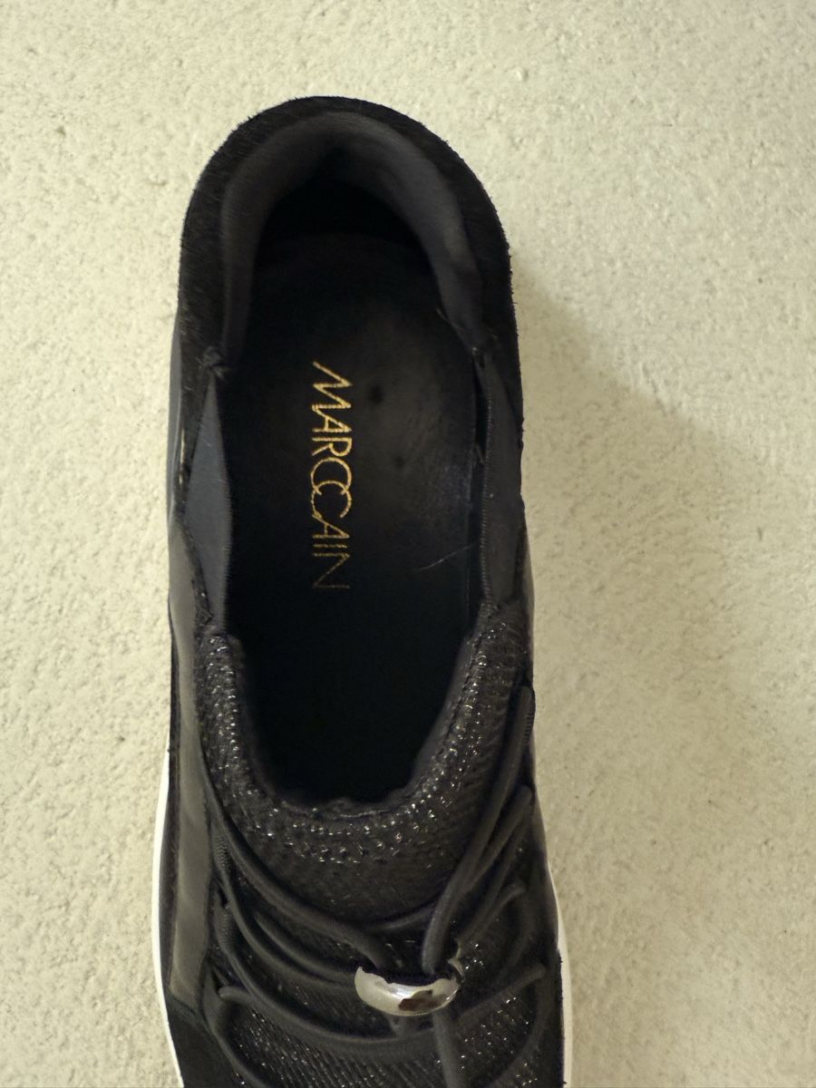 Marc Cain Chaussures femmes: MARCCAIN Sneaker schwarz – D'occasion à Allschwil par Frida015 1