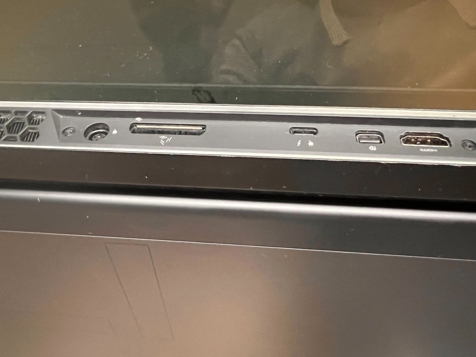 Alienware Notebooks: Alienware M17 R3 – Gebraucht aus Dübendorf von nicktzuo 5