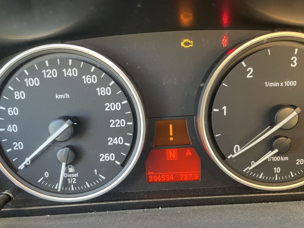 BMW Autos: BMW 530 XD – Defekt aus Praz (Vully) von Vully1 4