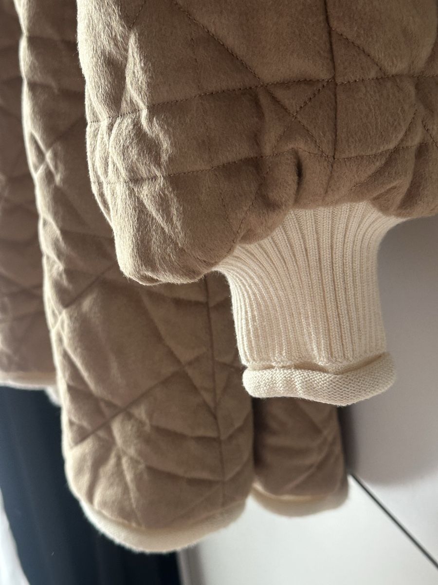Dior Cappotti: Dior Kashmir Anorak , Grösse 38FR – Usato da Zürich venduto da kri_hy6t 3