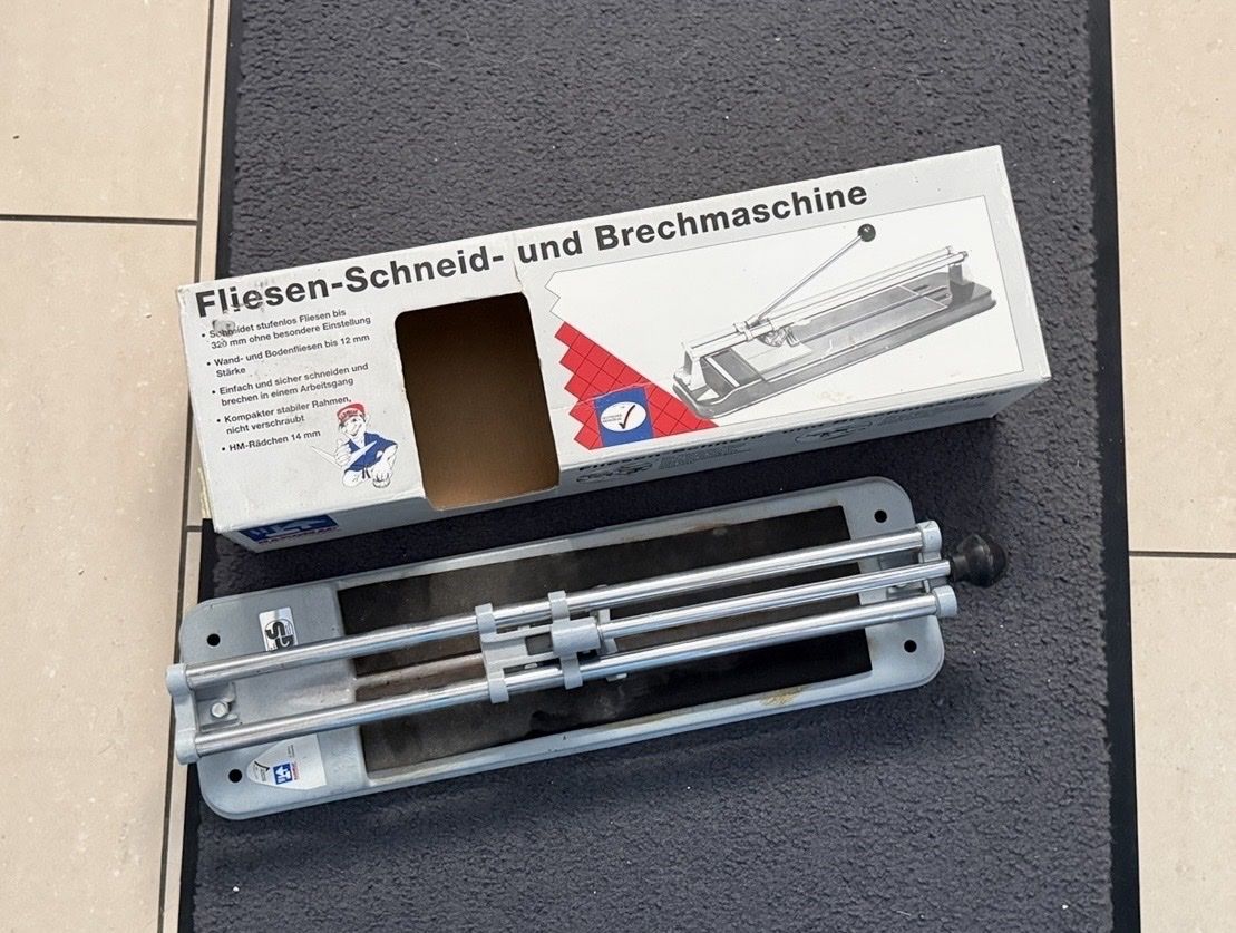 Tutti gli attrezzi: Fliesenschneider – Usato da Gerlafingen venduto da sternrose