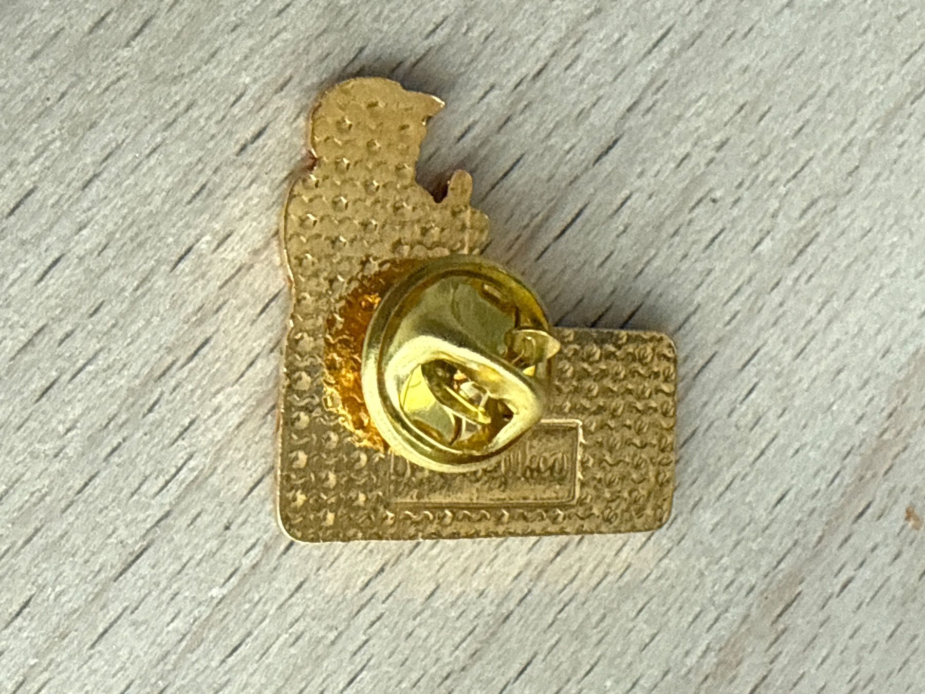 Plaketten & Abzeichen: Pin Schonenberger Rickenbach – Gebraucht aus Glattbrugg von Schweigmatt 1