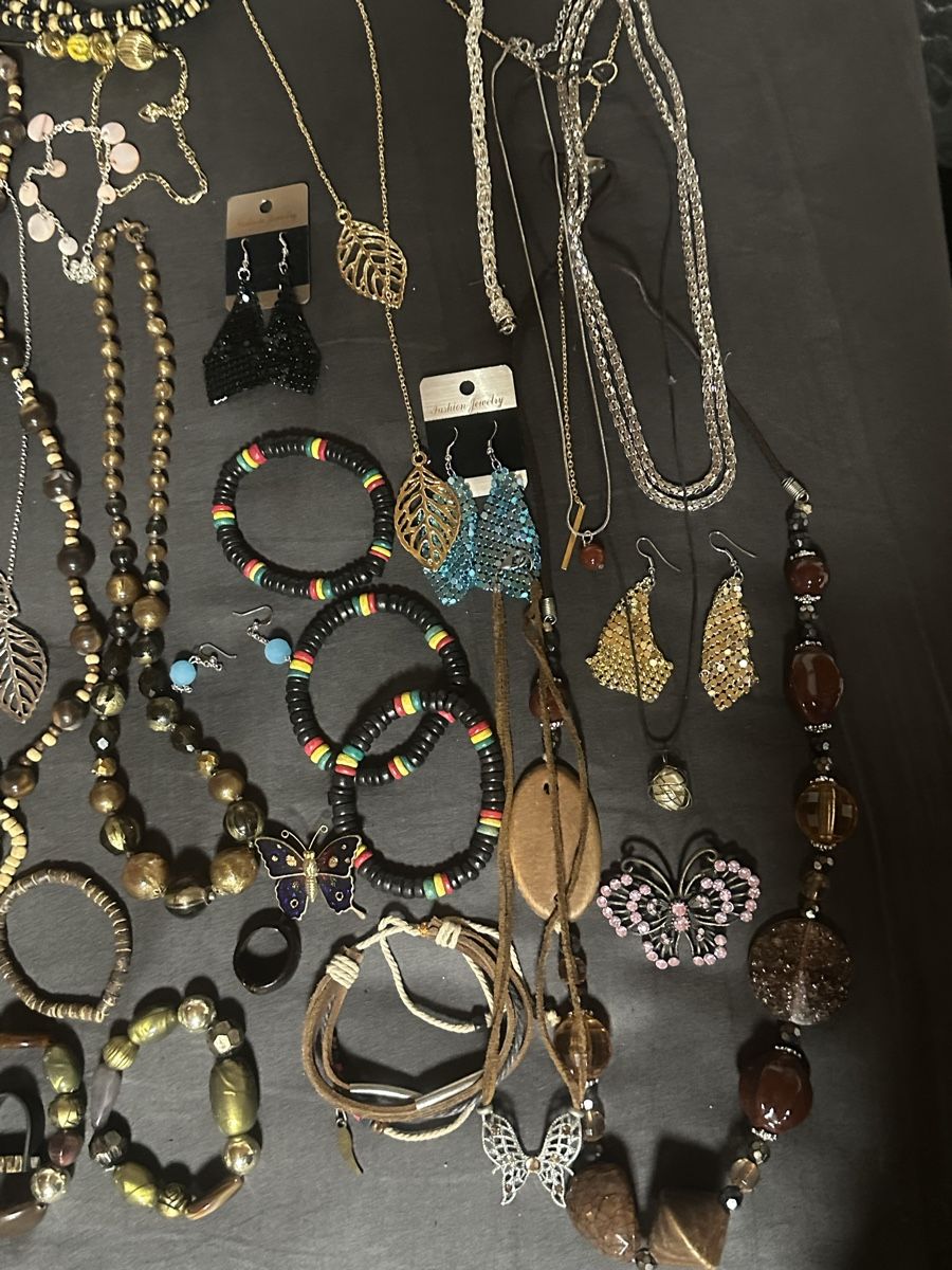 Altri gioielli: Modeschmuck Set Ketten Armbänder Schmuck – Usato da Deitingen venduto da Himhip 1
