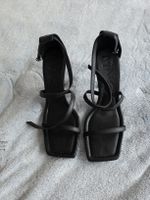 Schwarze Mango Sandaletten mit Absatz, Grösse 39 - Neu!
