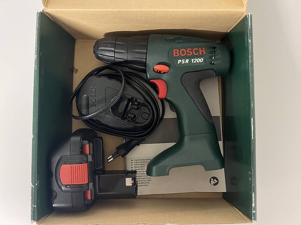 Bosch Trapani: Bosch PSR1200 Akku Schrauber – Usato da Stäfa venduto da swi7zer 2