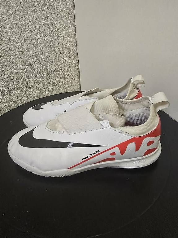 Scarpe da uomo: Nike Superfly Junior Zoom Hallekickschue – Usato da Herisau venduto da and_zky9 2