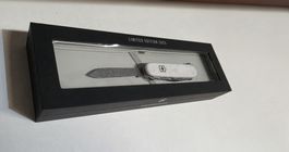 Victorinox Limited Edition 2025 Taschenmesser neu
