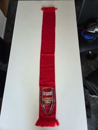 Arsenal FC Fanschal Rot – 155cm x 18cm – praktisch neu