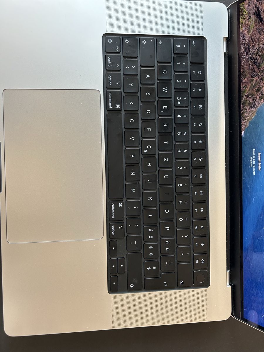 Apple Portables: MacBook Pro M4, 24GB RAM, Top Zustand – Neuf (Voir description) à Zürich par mei_b9g6 1