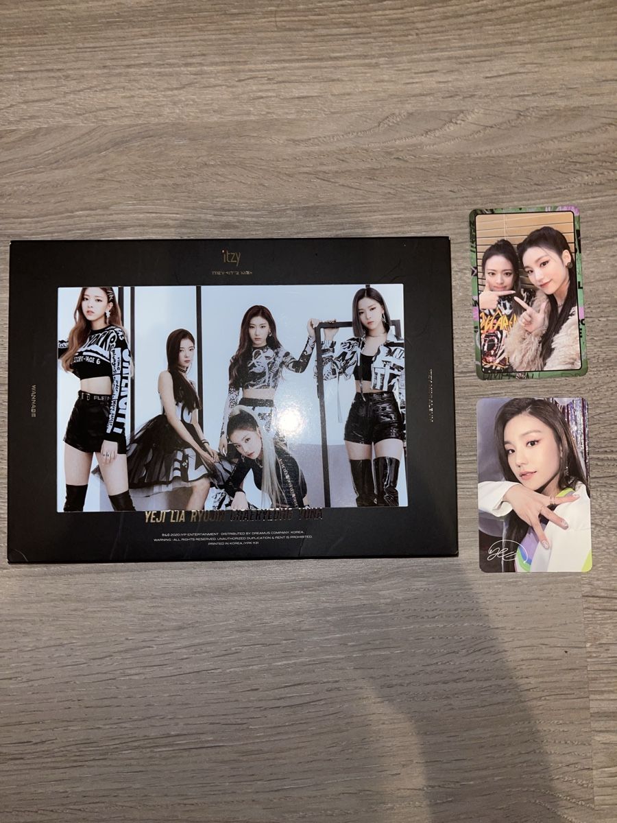 Album: ITZY Itz Me Album & Photocards – Nuovo (secondo la descrizione) da Moudon venduto da danielafba