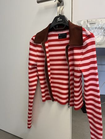 Damen Strickjacke rot pink gestreift Grösse S neu