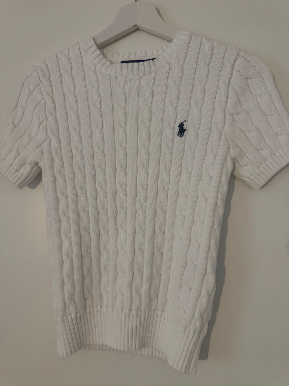 Ralph Lauren T-shirt: Ralph Lauren Strick Shirt – Nuovo (secondo la descrizione) da Aarau venduto da christinasarah