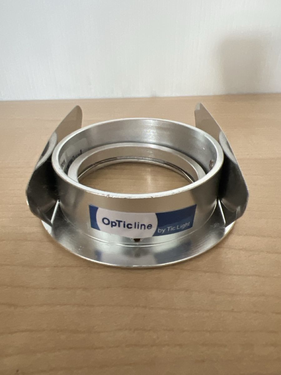 Lampadari & plafoniere: 34 Gehäuse für Deckenspots – Usato da Oberuzwil venduto da Joe_Lee