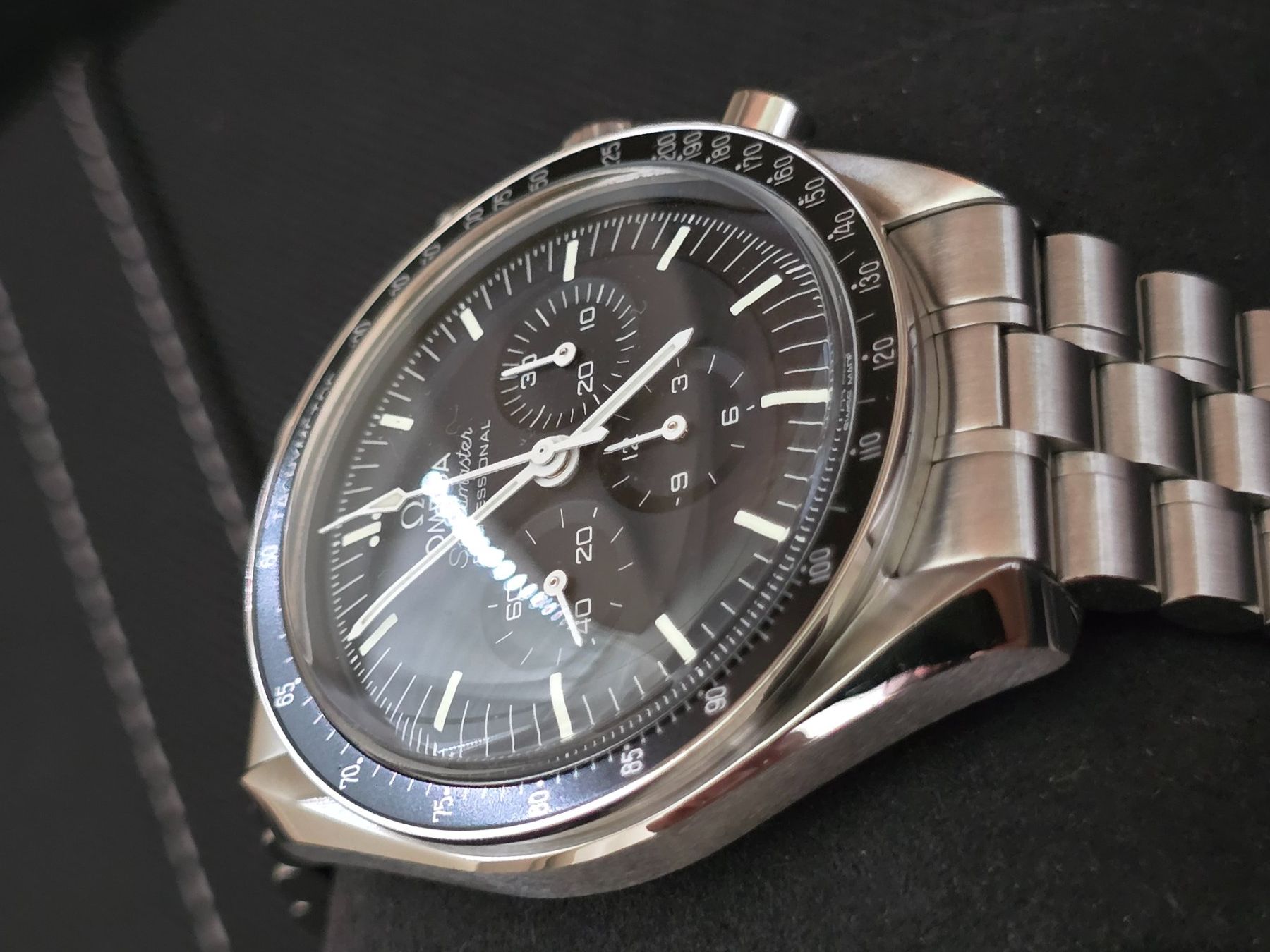 Omega Orologi: OMEGA Speedmaster Professional Moonwatch – Usato da Basel venduto da Esmen 6