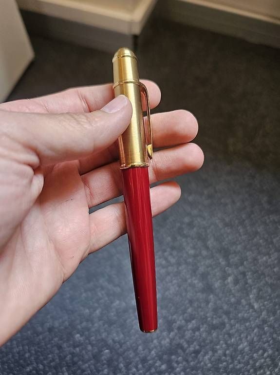 Cartier Penna & Evidenziatori: Penna Roller Cartier Diabolo Bordeaux e Oro – Usato da Stabio venduto da phi_k5ws 2
