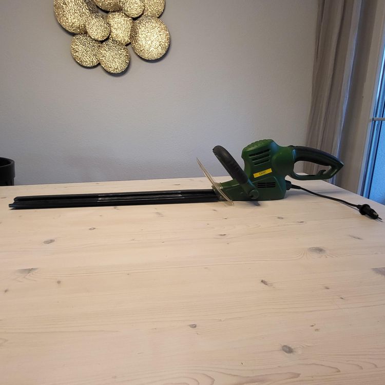 OKAY Heckenschere / 600 Watt / FAST NEU / sehr scharf! (Gebraucht) in ...